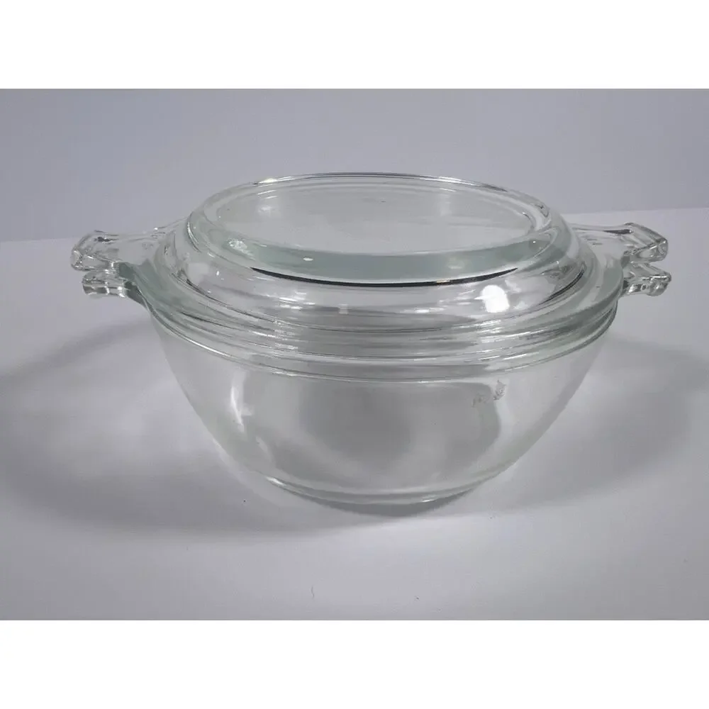 Set of 2 Vintage Pyrex 10 oz Custard Cups with Lids #680 Clear Glass Bowls